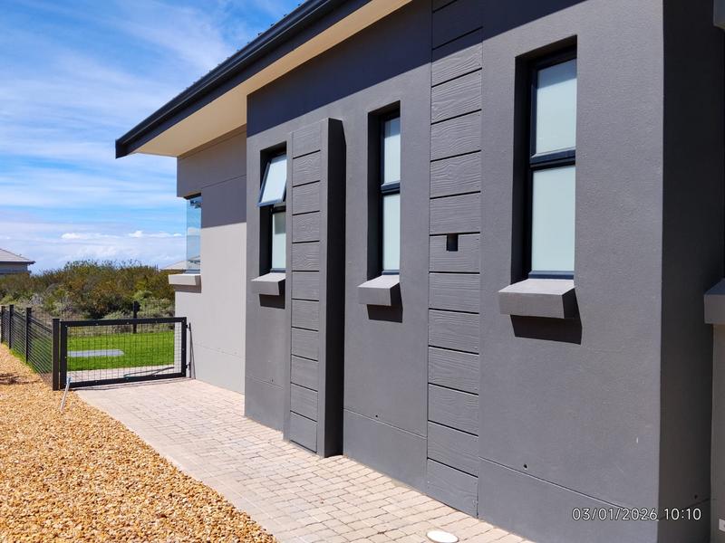 To Let 3 Bedroom Property for Rent in Paradise Coast Western Cape